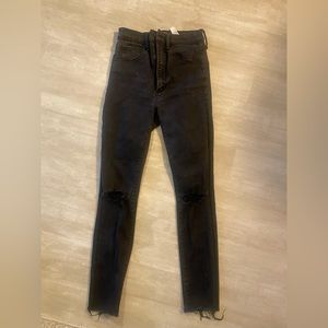 Abercrombie ripped black skinny jeans. Ultra high rise super skinny